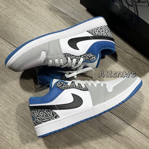 Air Jordan 1 Low 💙🤍🖤Men’s - Picture 8 of 11